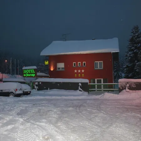 מלון Logis & Restaurant Les Perce-neige