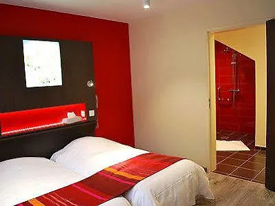 מלון Logis & Restaurant Les Perce-neige 3*